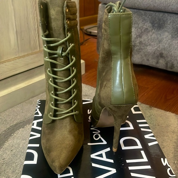 V.Suede Olive Boot Heels - Picture 2 of 3